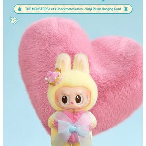 💛POP MART THE MONSTERS Labubu Let's Checkmate Series-Vinyl Plush Hanging Card